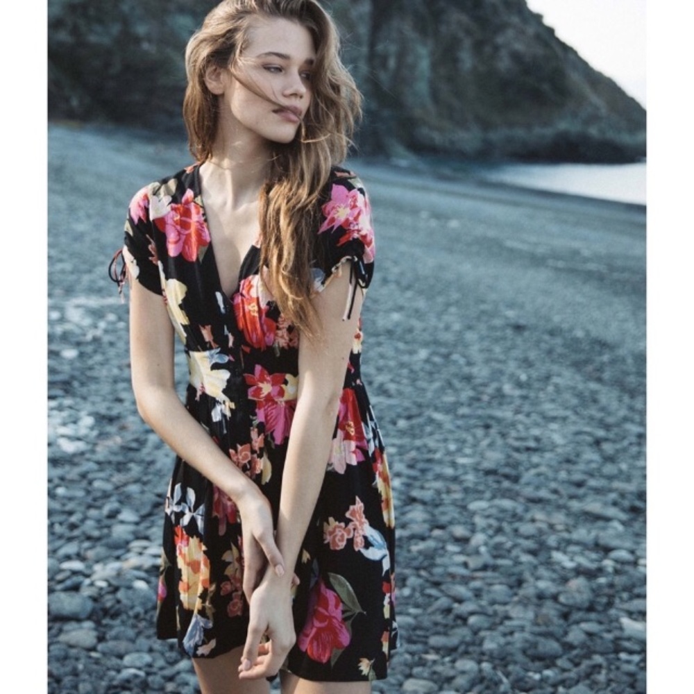 BILLABONG DRESS - Picture 5 of 6